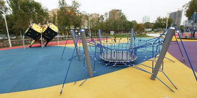 В Москве обустроили необычные детские площадки - Газета.Ru | Новости