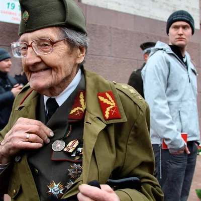 В Германии пожалели женщин-красноармейцев. В плену их ждала страшная судьба  | 27.06.2022, ИноСМИ