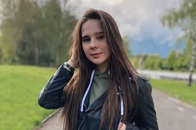 В Беларуси выбирают самую красивую девушку Белорусской железной дороги -  KP.RU