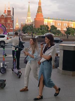 🔥 Жизнь Москвы: Красивые Девушки, Автомобили, Лето в России, 2023 | Walk  to Sun | Дзен