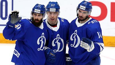 Московское «Динамо» победой над «Торпедо» прервало серию поражений в КХЛ ::  Хоккей :: РБК Спорт