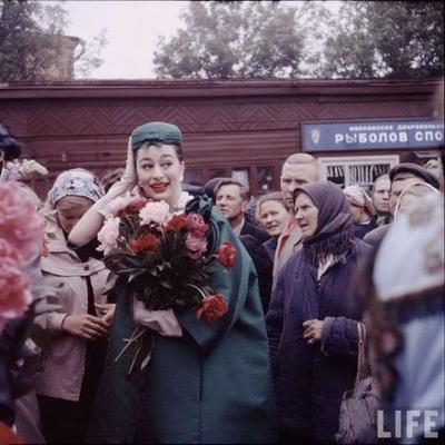 Dior Models In Moscow Photograph by Howard Sochurek - Pixels