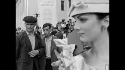 Dior models in the streets of Soviet Moscow, 1959 - Rare Historical Photos