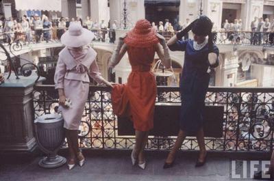 Как супермодели Christian Dior свели с ума СССР. Запрещенные фото из Москвы  1959 года | Лукинский I История | Дзен