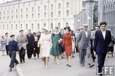 Визит модного дома Christian Dior в Москву в 1959 году. | Александра  Гапанович | Дзен