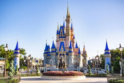 PHOTOS: Disneyland's Main Street, U.S.A. Is Ready for Christmas! -  MickeyBlog.com