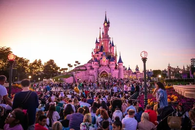 Disneyland Paris Holidays 2024 from £140 | loveholidays