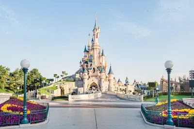 Парижский Диснейленд, парк аттракционов \"Disneyland\" в Париже, Франция |  FamilyWithKids.com