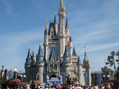 Disney частично восстановит работу парка развлечений во Флориде