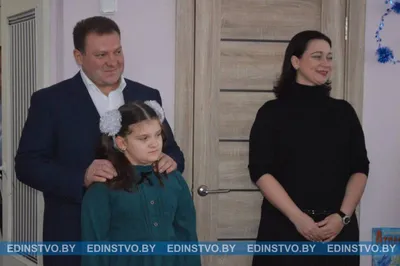 Чудеса продолжаются: Дмитрий Лукашенко вместе с семьей посетил детский  социальный приют и организовал для его воспитанников праздник