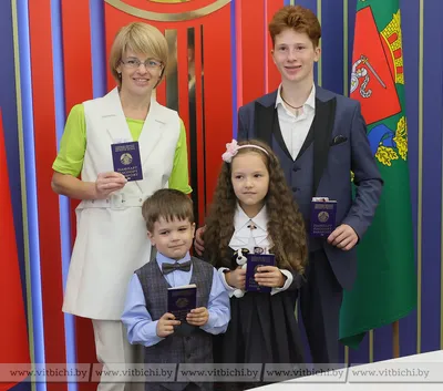 Белорусские паспорта получила семья латвийского мальчика, взявшего интервью  у Александра Лукашенко