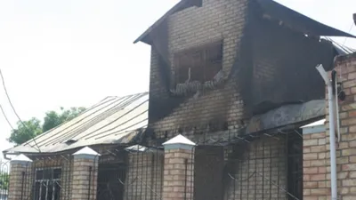 Сожжены дома Бакиева