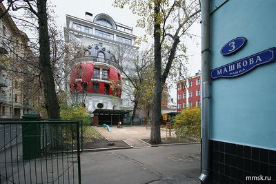 В Москве снова продают дом-яйцо ― одно из самых одиозных зданий города и  образец лужковского китча - Афиша Daily