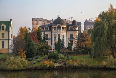 Загородный дом Филиппа Киркорова в Мякининской пойме Москвы-реки - Модный  интерьер
