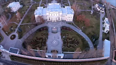 Виллы, дворцы, земли: Элитная недвижимость украинских политиков и олигархов  - Новости bigmir)net