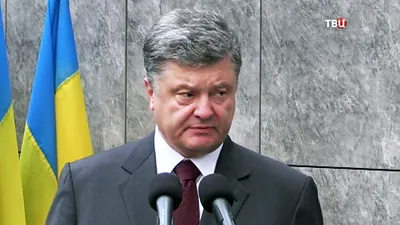 Порошенко срочно возвращается в Киев из Испании, – СМИ