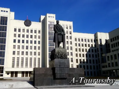 Что известно об архитекторе Иосифе Лангбарде, по чьим проектам созданы  многие известные здания Минска