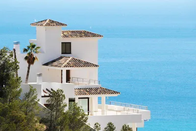 Вилла, сельский дом, финка, масия. Справочник по типам недвижимости в  Испании от Estate Spain.
