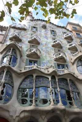 Дом Гауди в Барселоне внутри | Смотреть 49 идеи на фото бесплатно
