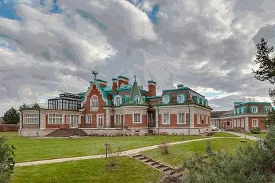Продажи элитных домов на Рублевке упали втрое