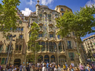 Купить дом в Барселоне у моря по оптимальной цене. Продажа домов в Барселоне  от агентства AT Realty