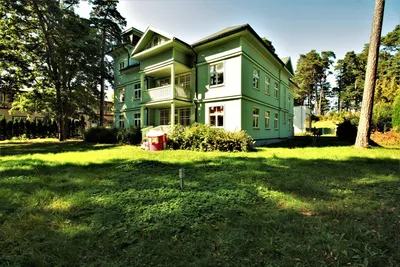 Старые серые советские жилые дома в Karosta, Liepaja, Латвии Редакционное  Изображение - изображение насчитывающей небо, бывше: 99079875