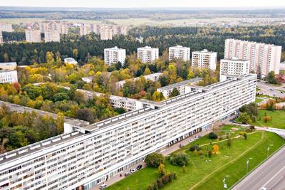 В Москве расселяют 9-этажные дома. Пробрался внутрь и был поражен - вещи  просто бросили. И даже не выключили свет! | ComDig | Urban Exploration |  Дзен