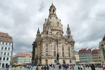 Достопримечательности Дрездена, Германия Редакционное Фото - изображение  насчитывающей европа, памятник: 211704166