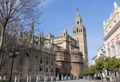 Обзорная экскурсия в Севилье с посещением Алькасара и Кафедрального собора  | Туризм в Испании