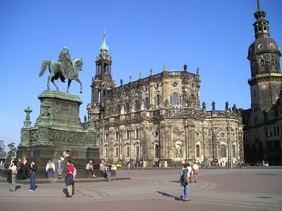 В самом центре старой части: HYPERION Hotel Dresden