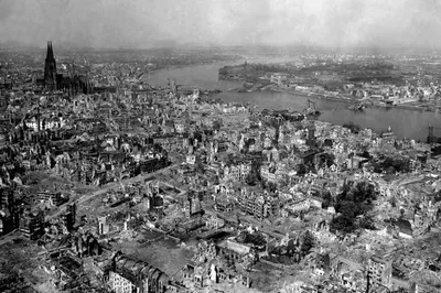 Началась бомбардировка Дрездена авиацией Союзников - Знаменательное событие