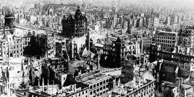 Дрезден в огне: одна из страшнейших бомбардировок в истории Европы |  WARHEAD.SU | Дзен