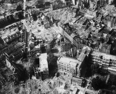 Дрезден, 1945 год. Бомбардировки Дрездена. - ЯПлакалъ