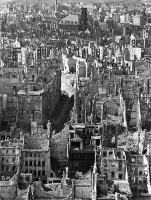 Факты и мифы о бомбардировках Дрездена – DW – 13.02.2021