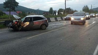 Три человека пострадали в ДТП на трассе под Красноярском — Новости  Красноярска на 7 канале