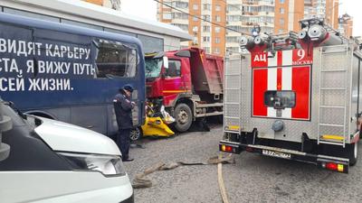 ДТП с блогером Некоглаем в Москве: видео, последние новости об аварии на 6  мая 2022 - KP.RU