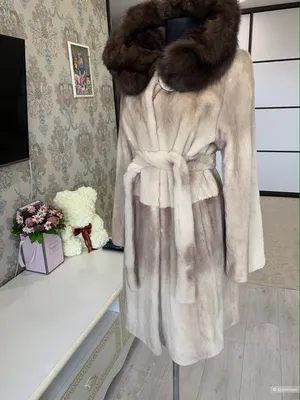 Шуба от Mala Mati из соболя с воротником стойка, Италия купить в  интернет-магазине Pret-a-Porter Furs