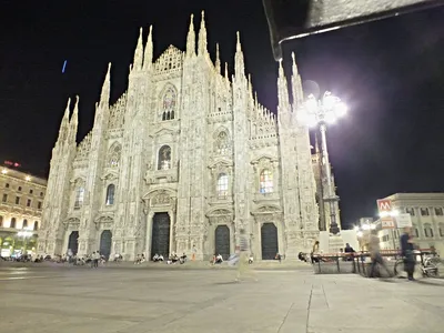 Вечерний Милан. Собор DUOMO . Ну, невозможно, не сделать фото в этом  знаковом месте, кода посещаешь Милан 💫. #milano #italy #duomo… | Instagram