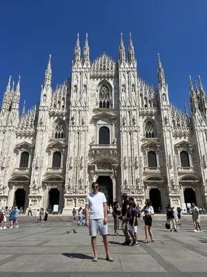 Cамостоятельные путешествия по Европе и миру.: 5 интересных мест на Piazza  Duomo в Милане