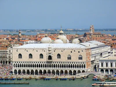 Дворец дожей в венеции италия | Премиум Фото