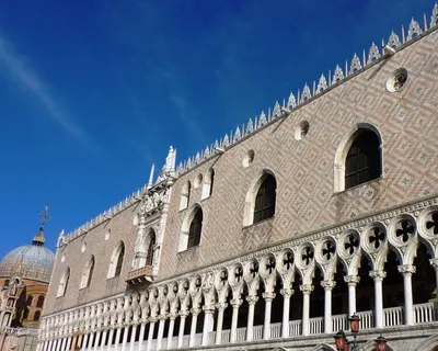 File:Венеция. Дворец дожей и колонна Св.Марка ~1865г carlo-ponti-635654.jpg  - Wikipedia