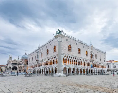 Дворец дожей - главный символ Венеции