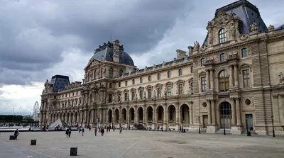 Крепость, дворец, музей. Понять историю и значение Лувра за 2 часа 🧭 цена  экскурсии €240, 17 отзывов, расписание экскурсий в Париже