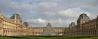 дворец лувр-париж редакционное изображение. изображение насчитывающей  историческо - 227036780