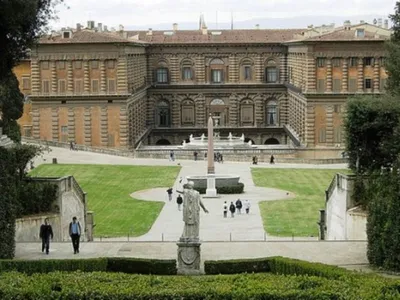 Флоренция и дворец Питти (из Рима)