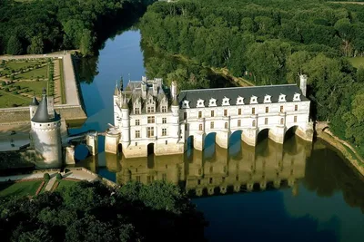 Дворец во Франции редакционное фотография. изображение насчитывающей  величественно - 250171967