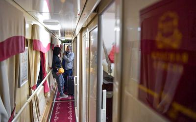 Из Мурманска в Санкт-Петербург отправился первый двухэтажный поезд |  12.10.2020 | Мурманск - БезФормата