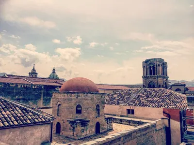 St. John церков затворниц в Палермо Сицилия Стоковое Изображение -  изображение насчитывающей купол, нормандско: 101094901