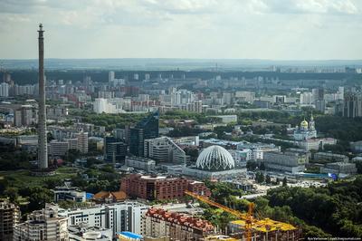 В Екатеринбурге объяснили, почему разваливается гранитная плитка на  Плотинке | ИА Красная Весна