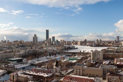 Виды на центр Екатеринбурга с высоты 35 этажа жилого квартала «Мельница» —  Жилой квартал «Мельница»